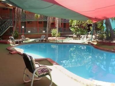 King Sound Resort Hotel Дерби Экстерьер фото